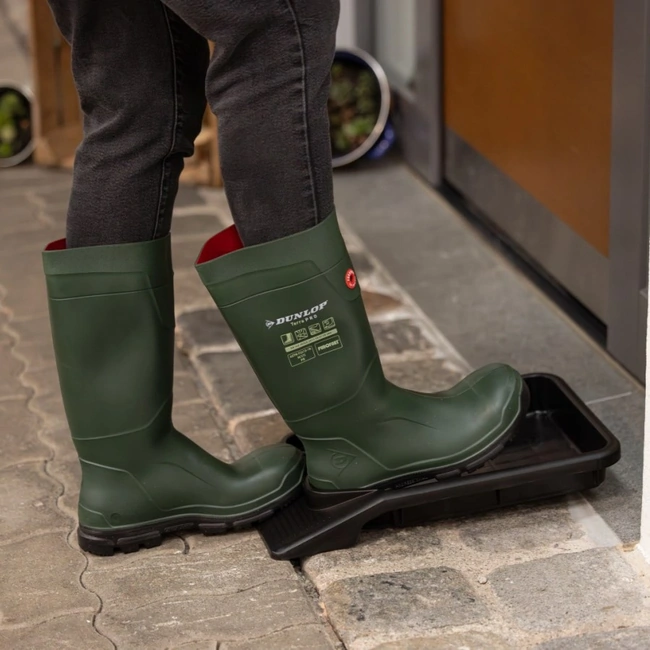 Boot Jack with Dirt Tray - EasyOut
